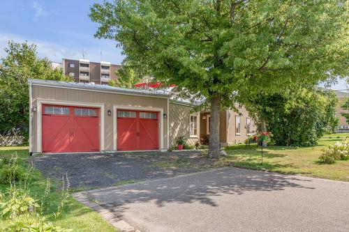 Garage - 5101 Rue St-Georges, Lévis (Desjardins), QC - Outdoor