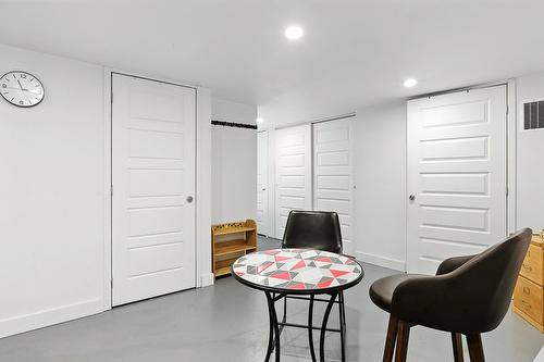 Salle familiale - 1696 Ch. Chapleau, Nominingue, QC - Indoor Photo Showing Other Room