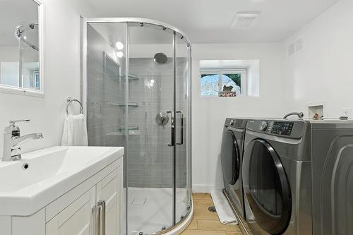 Salle de bains - 1696 Ch. Chapleau, Nominingue, QC - Indoor Photo Showing Laundry Room