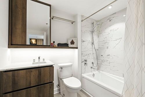 Bathroom - 813-170 Rue Rioux, Montréal (Le Sud-Ouest), QC - Indoor Photo Showing Bathroom