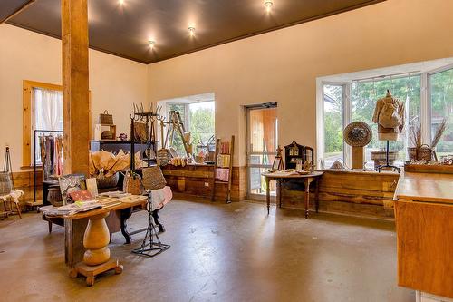 Workshop - 35 Rue Principale S., Sutton, QC - Indoor