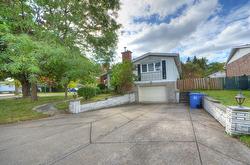 6630 Rue Bruxelles  Brossard, QC J4Z 1Z8