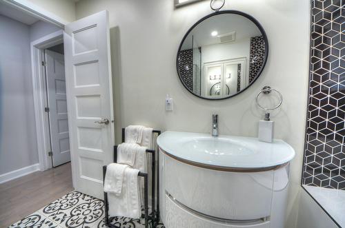 Salle de bains - 6630 Rue Bruxelles, Brossard, QC - Indoor Photo Showing Bathroom