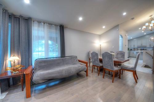 Salon - 6630 Rue Bruxelles, Brossard, QC - Indoor Photo Showing Dining Room