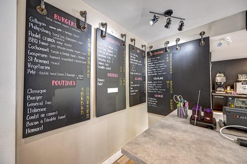 Commerce - 193 Av. Champlain, Saint-Armand, QC 