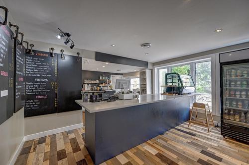 Commerce - 193 Av. Champlain, Saint-Armand, QC 