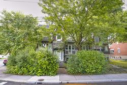 1-3860 Rue St-Zotique E.  Montréal (Rosemont/La Petite-Patrie), QC H1X 1E6