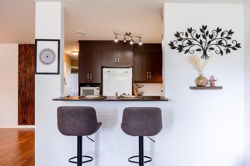 Kitchen - 1-5970 Rue Chevalier, Brossard, QC - Indoor Photo Showing Kitchen