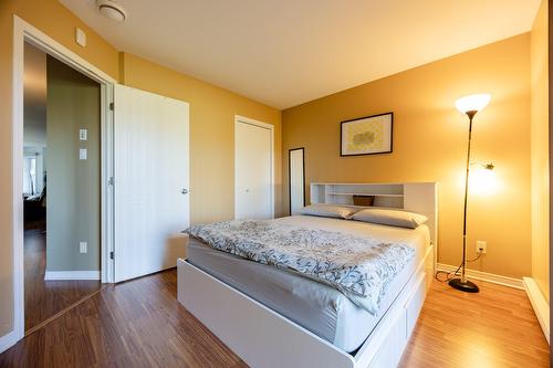 Bedroom - 1-5970 Rue Chevalier, Brossard, QC - Indoor Photo Showing Bedroom