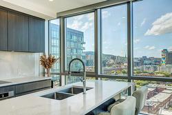 1605-1025 Rue de la Commune E.  Montréal (Ville-Marie), QC H2L 0G5