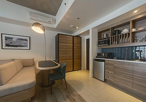 Cuisinette - 1-208-39 Ch. Fridolin-Simard, Estérel, QC 