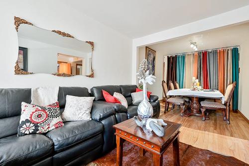 Living room - 3557  - 3561 Rue Dandurand, Montréal (Rosemont/La Petite-Patrie), QC - Indoor Photo Showing Living Room