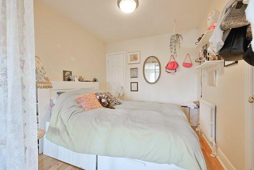 Primary bedroom - 3557  - 3561 Rue Dandurand, Montréal (Rosemont/La Petite-Patrie), QC - Indoor Photo Showing Bedroom