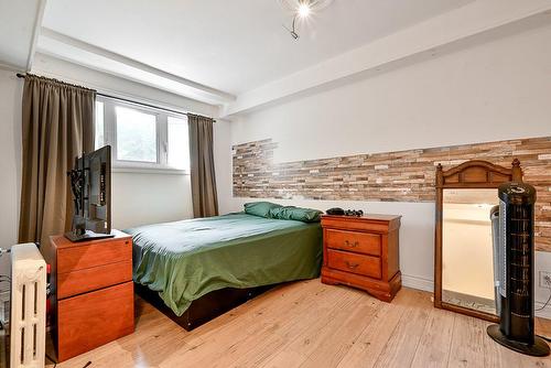 Primary bedroom - 3557  - 3561 Rue Dandurand, Montréal (Rosemont/La Petite-Patrie), QC - Indoor Photo Showing Bedroom