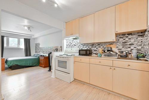 Kitchen - 3557  - 3561 Rue Dandurand, Montréal (Rosemont/La Petite-Patrie), QC - Indoor Photo Showing Kitchen With Double Sink