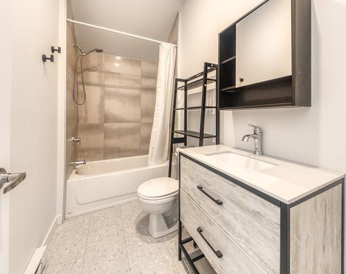 Bathroom - 615 Ch. Du Sommet, Fossambault-Sur-Le-Lac, QC - Indoor Photo Showing Bathroom
