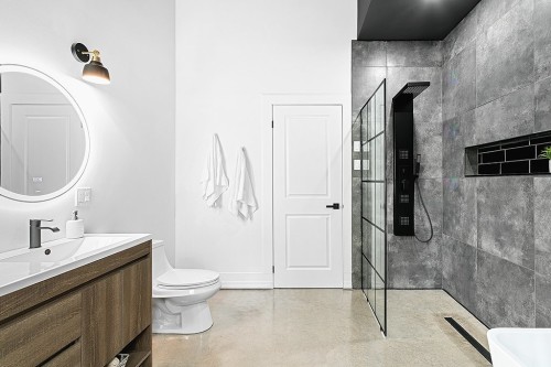 Salle de bains - 132 Route 303, Otter Lake, QC - Indoor Photo Showing Bathroom