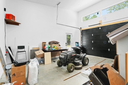 Garage - 132 Route 303, Otter Lake, QC - Indoor Photo Showing Garage