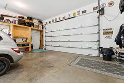 Garage - 