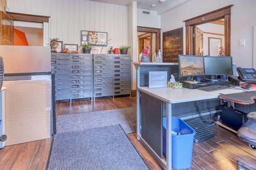 Room - 8329 Rue St-Denis, Montréal (Villeray/Saint-Michel/Parc-Extension), QC 