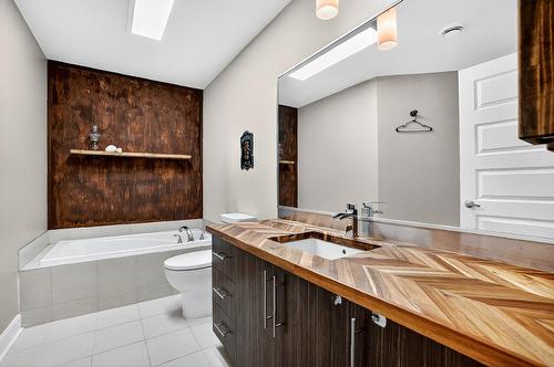 Bathroom - 102-147 Rue Principale, Saint-Basile-Le-Grand, QC - Indoor Photo Showing Bathroom