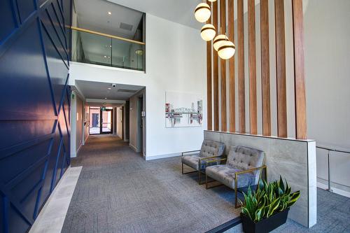 Hall - A308-2615 Rue Augustin-Cantin, Montréal (Le Sud-Ouest), QC -  Photo Showing Other Room