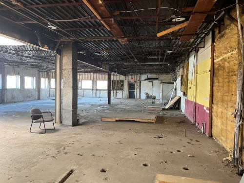 Vue d'ensemble - 4946 Boul. Métropolitain E., Montréal (Saint-Léonard), QC - 