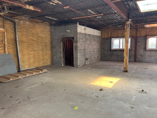 Vue d'ensemble - 4946 Boul. Métropolitain E., Montréal (Saint-Léonard), QC - Indoor Photo Showing Garage