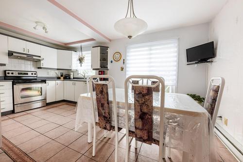 Dinette - 10056Z Rue Sylvain-Garneau, Montréal (Rivière-Des-Prairies/Pointe-Aux-Trembles), QC 