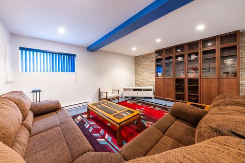 Family room - 10056Z Rue Sylvain-Garneau, Montréal (Rivière-Des-Prairies/Pointe-Aux-Trembles), QC 