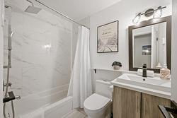 Salle de bains attenante à la CCP - 