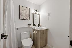 Salle de bains attenante à la CCP - 