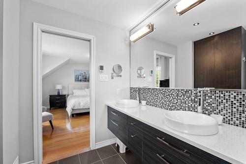 Ensuite bathroom - 155 Rue Des Hérons, La Prairie, QC - Indoor Photo Showing Bathroom