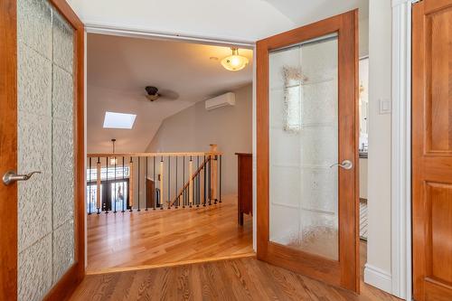 Hall - 285 Ch. Harvey, Sutton, QC - Indoor Photo Showing Other Room