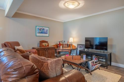 Family room - 285 Ch. Harvey, Sutton, QC - Indoor