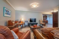 Family room - 
