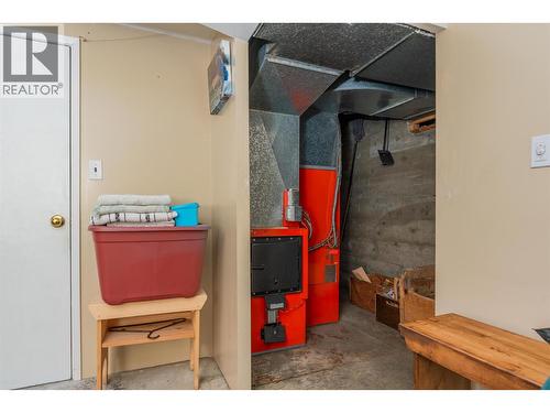 3712 Thorpe Road, Krestova, BC - Indoor