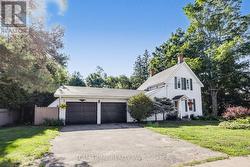 3 DUNDAS STREET E  Erin, ON N0B 1T0