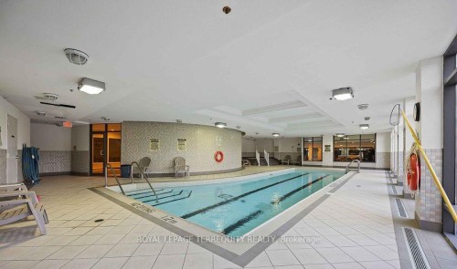 215-11121 Yonge Street, Richmond Hill, ON - Indoor Photo Showing Other Room With In Ground Pool