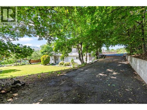 2804 25 Street, Vernon, BC - Outdoor