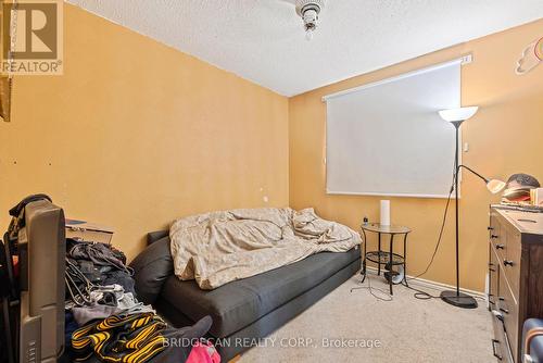 490 Queen Victoria Drive, Hamilton, ON - Indoor