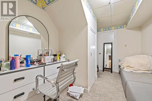 490 Queen Victoria Drive, Hamilton, ON - Indoor Photo Showing Other Room