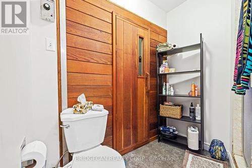 490 Queen Victoria Drive, Hamilton, ON - Indoor Photo Showing Other Room