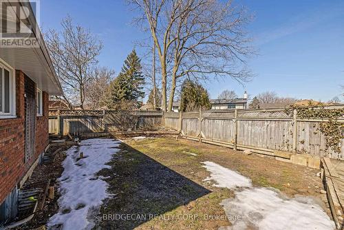 490 Queen Victoria Drive, Hamilton, ON - Outdoor
