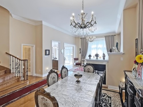 45 Jazz Drive, Vaughan, ON - Indoor Photo Showing Dining Room