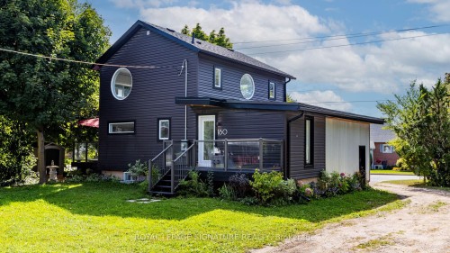 160 Duckworth Street  Barrie, ON L4M 3W4