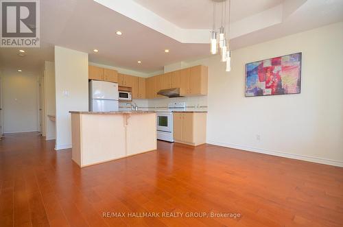 7 - 304 Paseo Private, Ottawa, ON - Indoor Photo Showing Kitchen