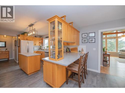 2506 Shuswap Avenue, Lumby, BC - Indoor Photo Showing Kitchen