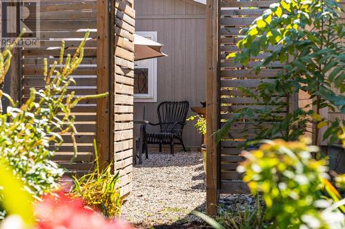 24 Lake Avenue W, Carleton Place, ON 