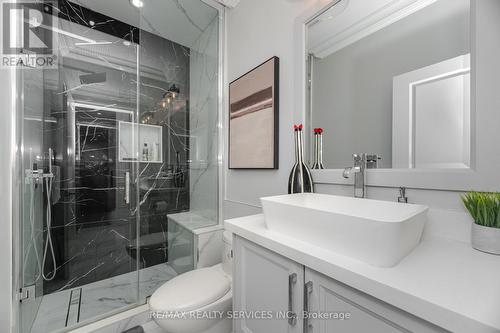 19 Richland Crescent, Brampton, ON - Indoor Photo Showing Bathroom
